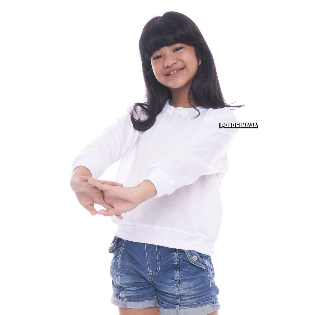 BASIC SWEATER ANAK - WHITE